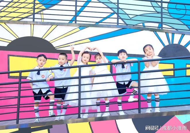 效+走心”的摄影指南幼儿园毕业照拍摄“高